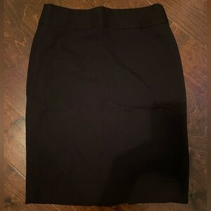 Banana Republic Black Pencil Skirt Knee-Length Workwear